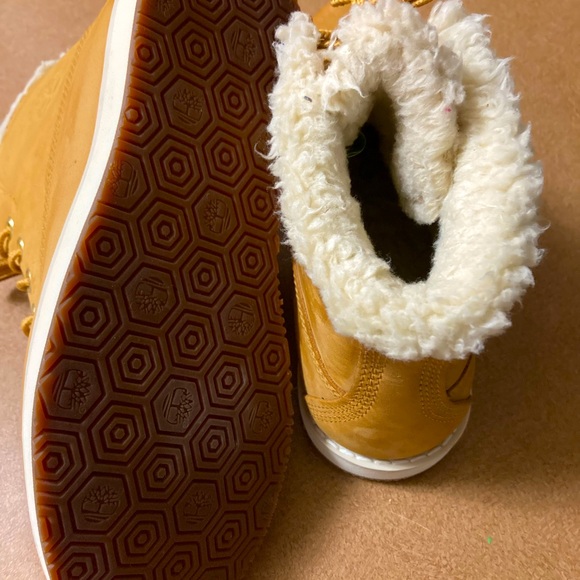 TIMBERLAND - Picture 3 of 8